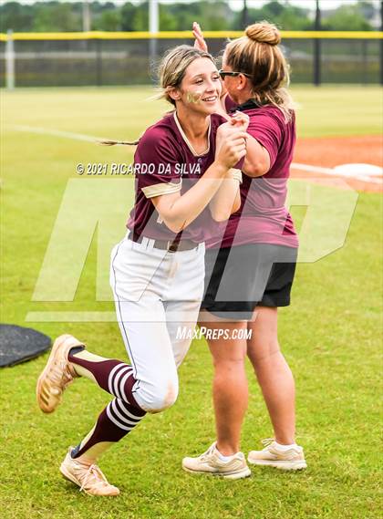Thumbnail 1 in Deer Park vs Clear Springs (UIL 6A Regional Final) photogallery.
