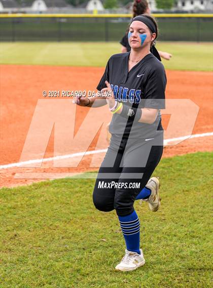 Thumbnail 2 in Deer Park vs Clear Springs (UIL 6A Regional Final) photogallery.