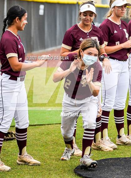 Thumbnail 2 in Deer Park vs Clear Springs (UIL 6A Regional Final) photogallery.
