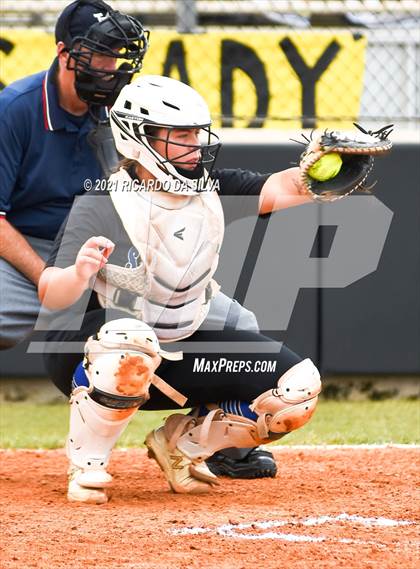 Thumbnail 1 in Deer Park vs Clear Springs (UIL 6A Regional Final) photogallery.