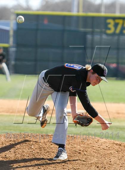 Thumbnail 2 in Carroll vs Covenant Christian (HEB Mid-Cities Classic) photogallery.