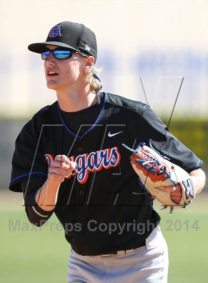 Thumbnail 3 in Carroll vs Covenant Christian (HEB Mid-Cities Classic) photogallery.