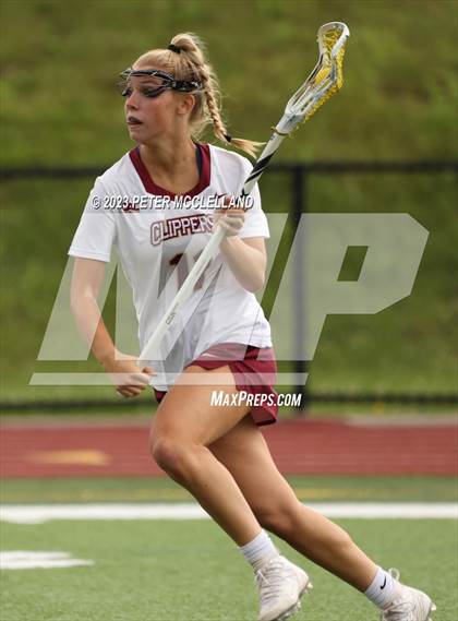 Thumbnail 2 in Norwell vs Newburyport (MIAA Division 3 Final) photogallery.