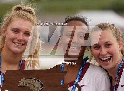 Thumbnail 2 in Norwell vs Newburyport (MIAA Division 3 Final) photogallery.