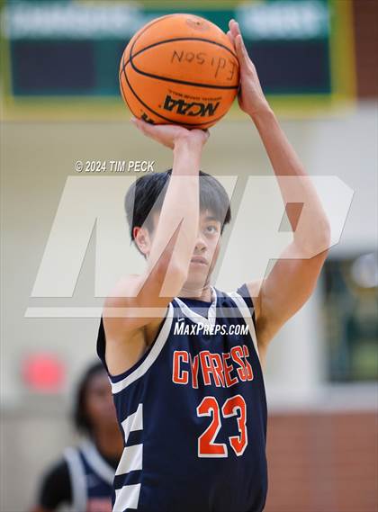 Thumbnail 3 in Cypress vs. Tournament Opponent photogallery.