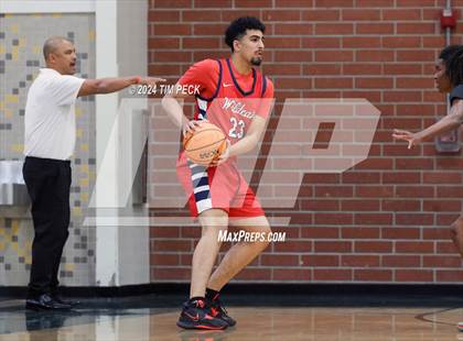 Thumbnail 3 in Cypress vs. Tournament Opponent photogallery.