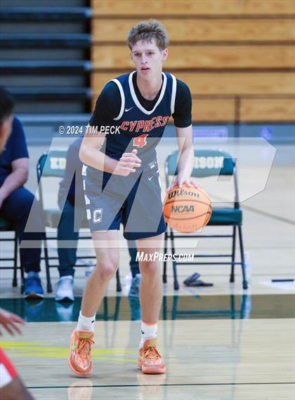 Thumbnail 3 in Cypress vs. Tournament Opponent photogallery.