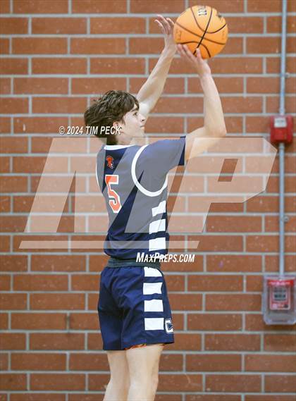 Thumbnail 2 in Cypress vs. Tournament Opponent photogallery.