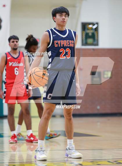Thumbnail 1 in Cypress vs. Tournament Opponent photogallery.