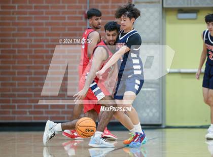Thumbnail 3 in Cypress vs. Tournament Opponent photogallery.