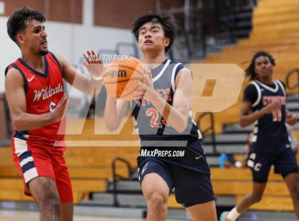 Thumbnail 3 in Cypress vs. Tournament Opponent photogallery.