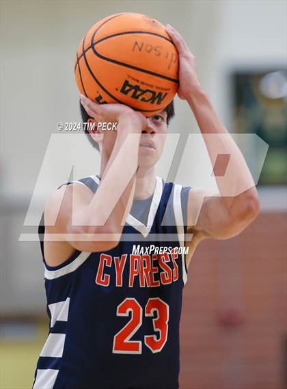 Thumbnail 2 in Cypress vs. Tournament Opponent photogallery.