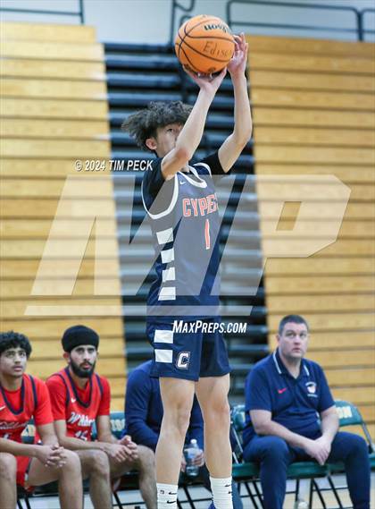 Thumbnail 2 in Cypress vs. Tournament Opponent photogallery.