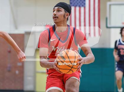 Thumbnail 1 in Cypress vs. Tournament Opponent photogallery.