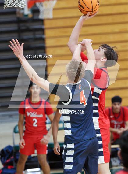 Thumbnail 1 in Cypress vs. Tournament Opponent photogallery.