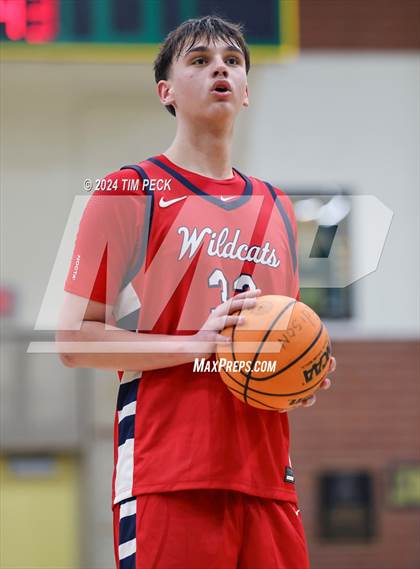 Thumbnail 2 in Cypress vs. Tournament Opponent photogallery.