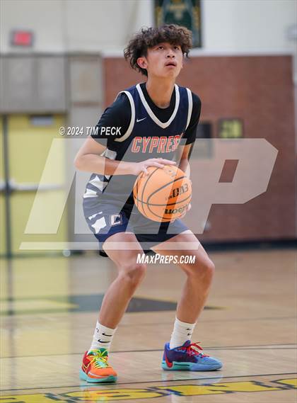Thumbnail 3 in Cypress vs. Tournament Opponent photogallery.