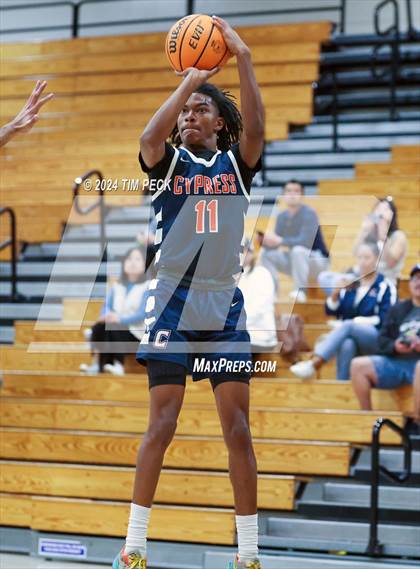 Thumbnail 1 in Cypress vs. Tournament Opponent photogallery.