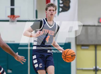 Thumbnail 2 in Cypress vs. Tournament Opponent photogallery.