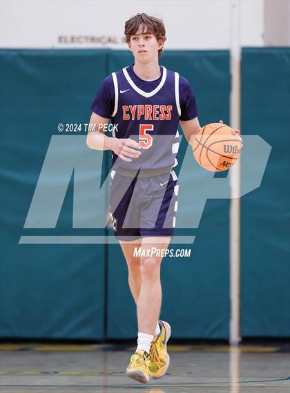 Thumbnail 2 in Cypress vs. Tournament Opponent photogallery.