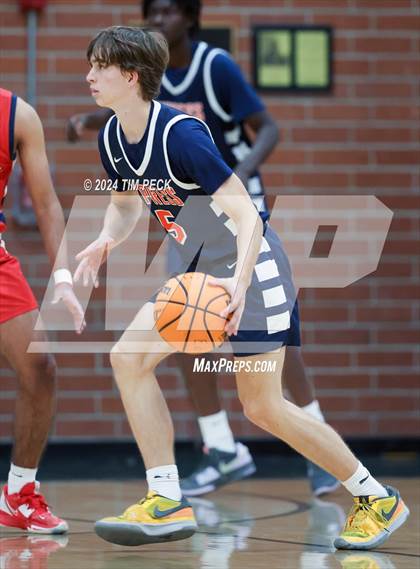 Thumbnail 1 in Cypress vs. Tournament Opponent photogallery.