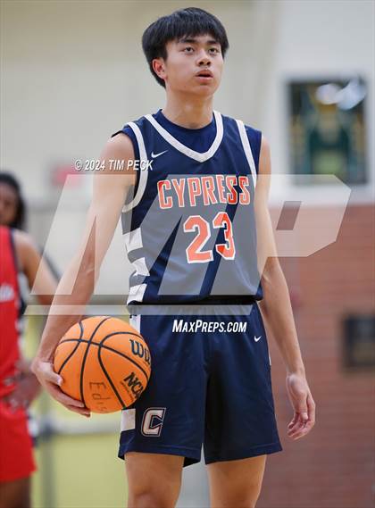 Thumbnail 1 in Cypress vs. Tournament Opponent photogallery.