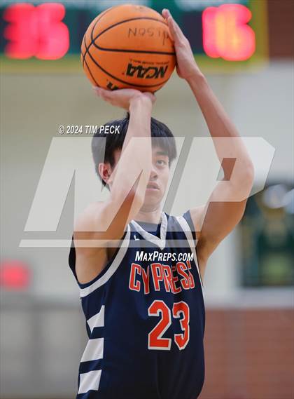 Thumbnail 3 in Cypress vs. Tournament Opponent photogallery.