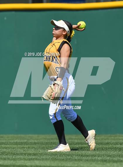 Thumbnail 3 in Johnson vs Brennan (UIL 6A Bi District) photogallery.