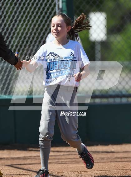 Thumbnail 3 in Johnson vs Brennan (UIL 6A Bi District) photogallery.
