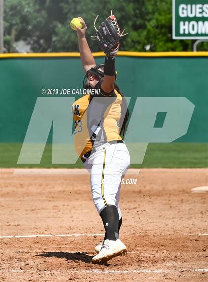 Thumbnail 3 in Johnson vs Brennan (UIL 6A Bi District) photogallery.