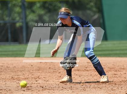 Thumbnail 3 in Johnson vs Brennan (UIL 6A Bi District) photogallery.