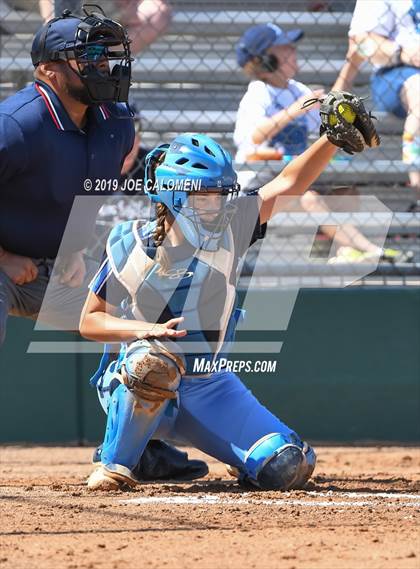 Thumbnail 1 in Johnson vs Brennan (UIL 6A Bi District) photogallery.