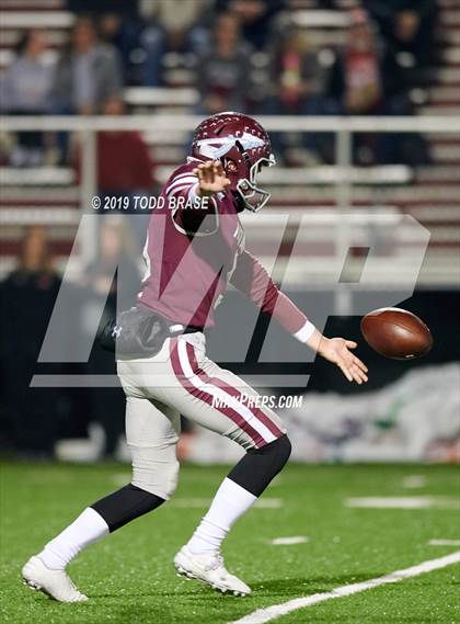Thumbnail 1 in Maryville @ Dobyns-Bennett (TSSAA Class 6A Quarterfinal Playoff) photogallery.