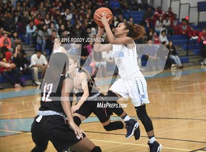 Thumbnail 3 in St. Pius X @ Sam Rayburn (McDonald's Texas Invitational) photogallery.
