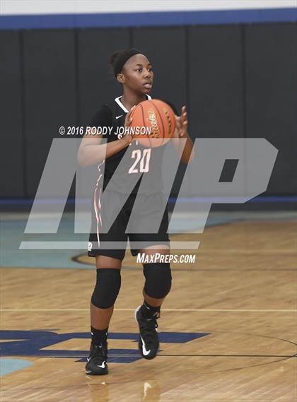 Thumbnail 3 in St. Pius X @ Sam Rayburn (McDonald's Texas Invitational) photogallery.