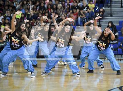 Thumbnail 3 in St. Pius X @ Sam Rayburn (McDonald's Texas Invitational) photogallery.