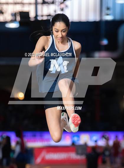 Thumbnail 3 in CHSAA Intersectional Relay Carnival photogallery.