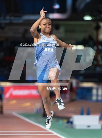 Thumbnail 2 in CHSAA Intersectional Relay Carnival photogallery.