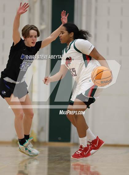 Thumbnail 2 in Grandview vs Smoky Hill (Overland High School) photogallery.