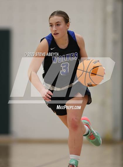 Thumbnail 3 in Grandview vs Smoky Hill (Overland High School) photogallery.
