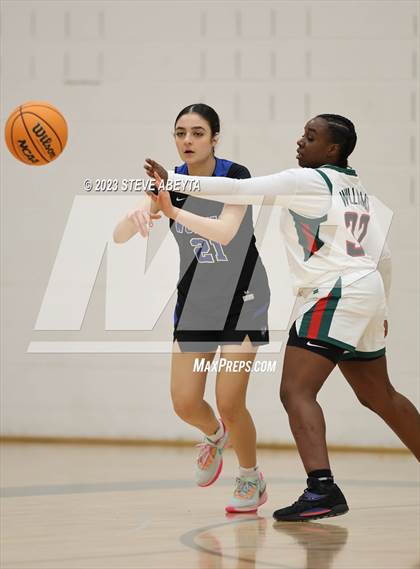 Thumbnail 3 in Grandview vs Smoky Hill (Overland High School) photogallery.
