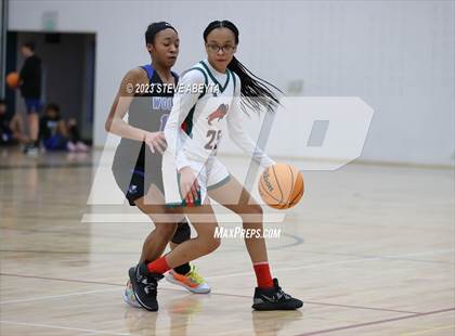 Thumbnail 2 in Grandview vs Smoky Hill (Overland High School) photogallery.