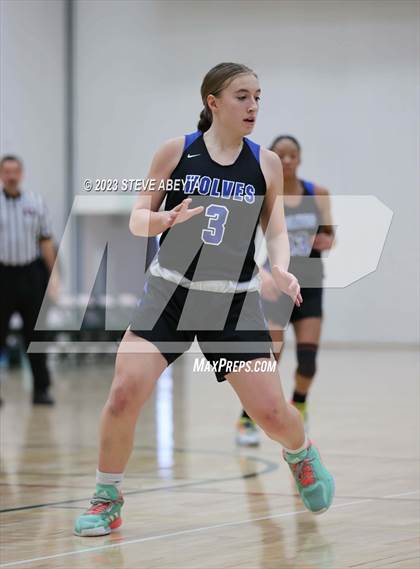Thumbnail 3 in Grandview vs Smoky Hill (Overland High School) photogallery.