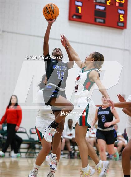 Thumbnail 1 in Grandview vs Smoky Hill (Overland High School) photogallery.