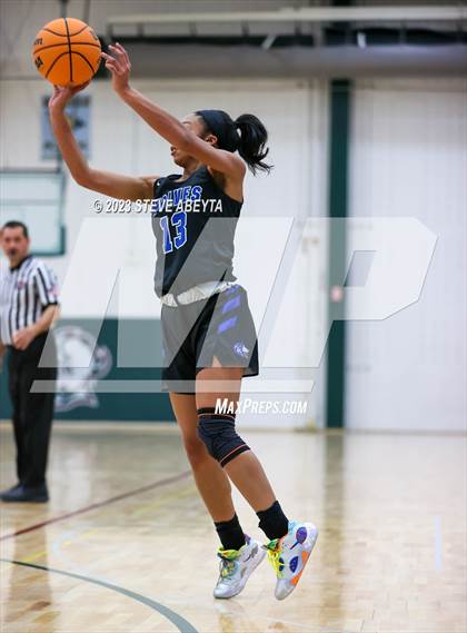 Thumbnail 1 in Grandview vs Smoky Hill (Overland High School) photogallery.