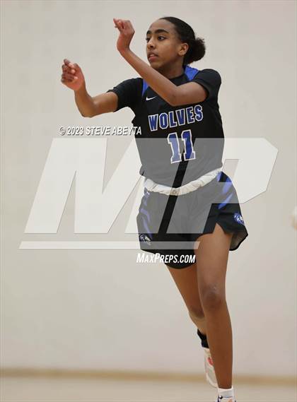 Thumbnail 2 in Grandview vs Smoky Hill (Overland High School) photogallery.
