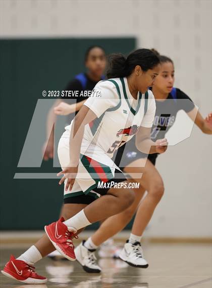 Thumbnail 2 in Grandview vs Smoky Hill (Overland High School) photogallery.
