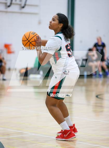 Thumbnail 1 in Grandview vs Smoky Hill (Overland High School) photogallery.