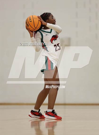Thumbnail 2 in Grandview vs Smoky Hill (Overland High School) photogallery.