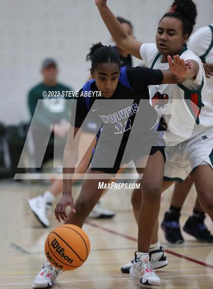 Thumbnail 3 in Grandview vs Smoky Hill (Overland High School) photogallery.